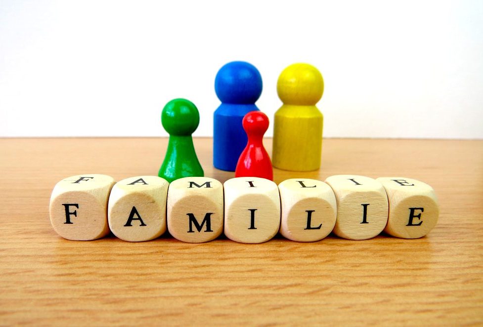 famili famili